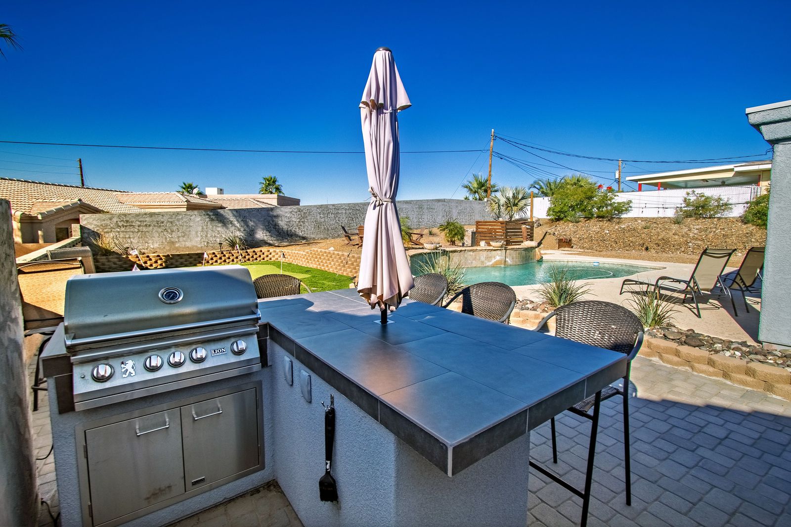 BBQ island and bar seating